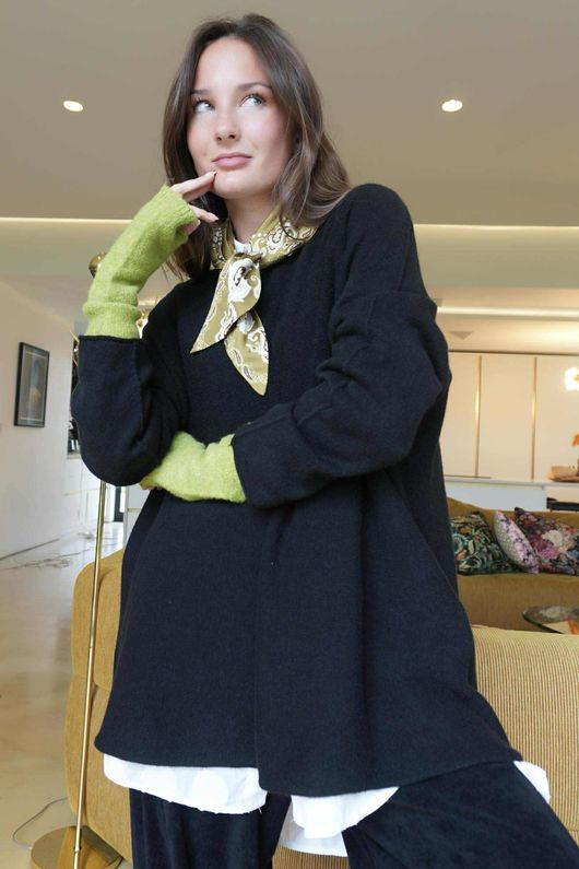 Conrad Oversized Boxy Knit Black 